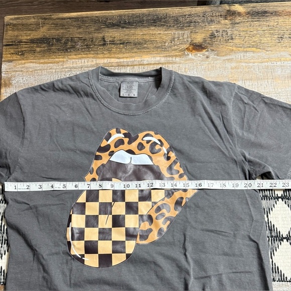 Comfort Colors pepper Graphic Tee - Picture 5 of 6